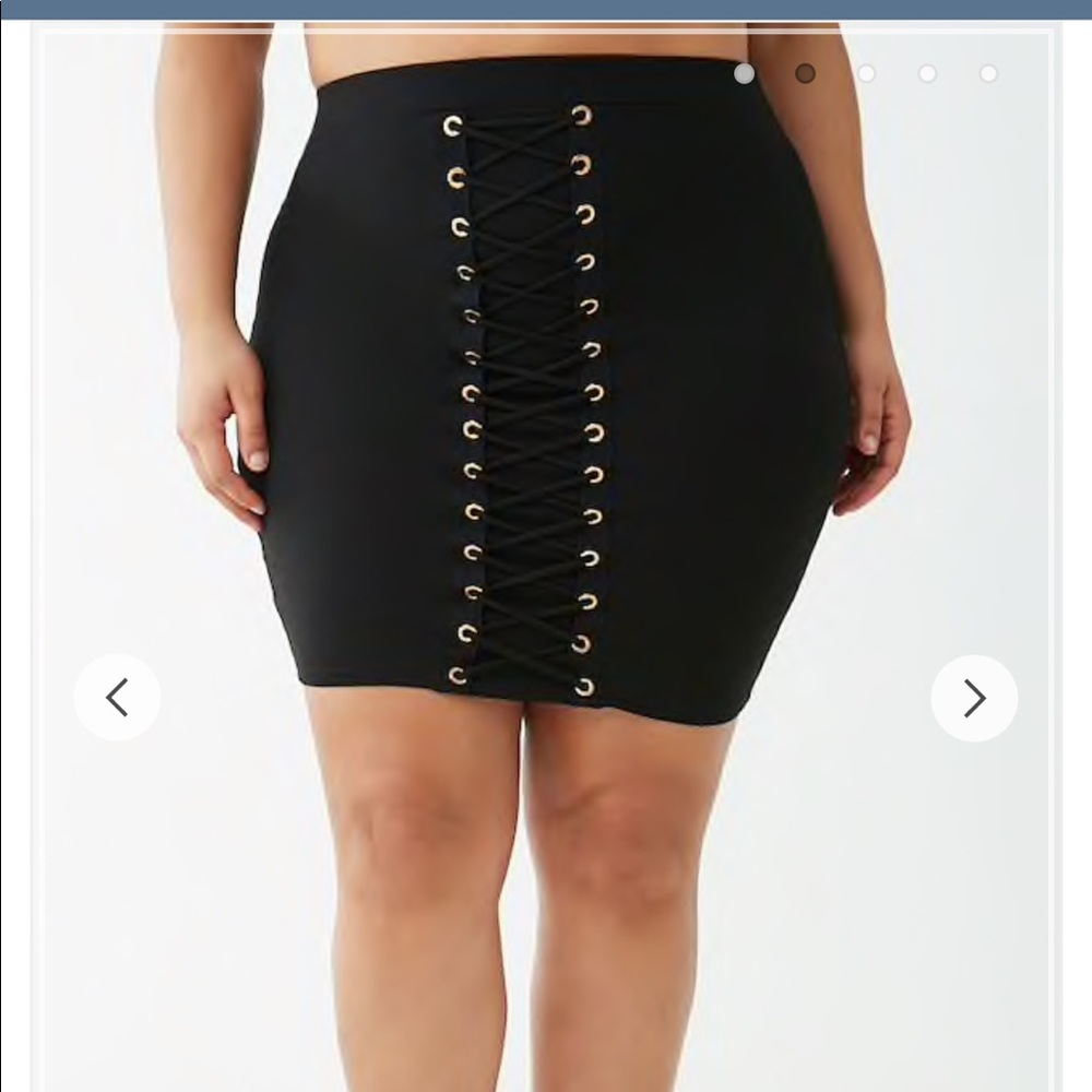 Black skirt plus size